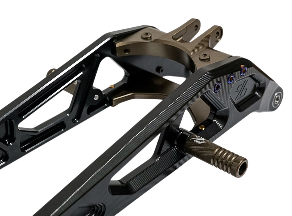 Bras oscillant allongé renforcé "96 Power Parts" pour Surron LBX/L1e, Noir