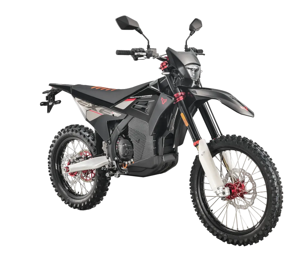 Arctic Leopard Cheetah E-XE 880 - 2025 (L3E)
